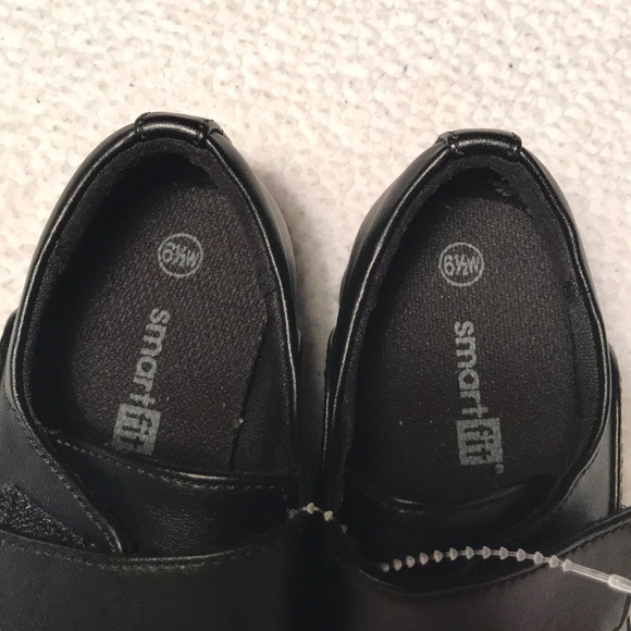 Smart fit boys black dress shoes❤️ - Picture 3 of 3